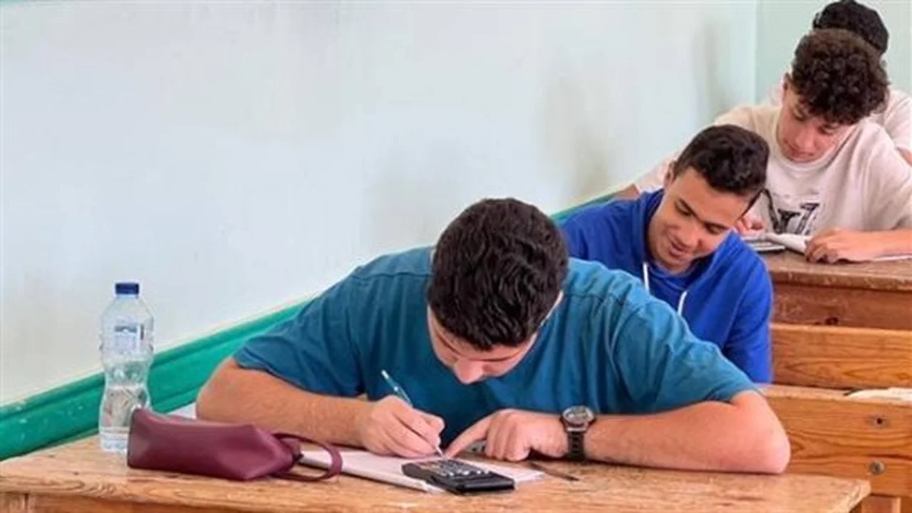 ترقبوا النتائج.. 821 ألف طالب ينتظرون اعتماد الدبلومات الفنية 2026